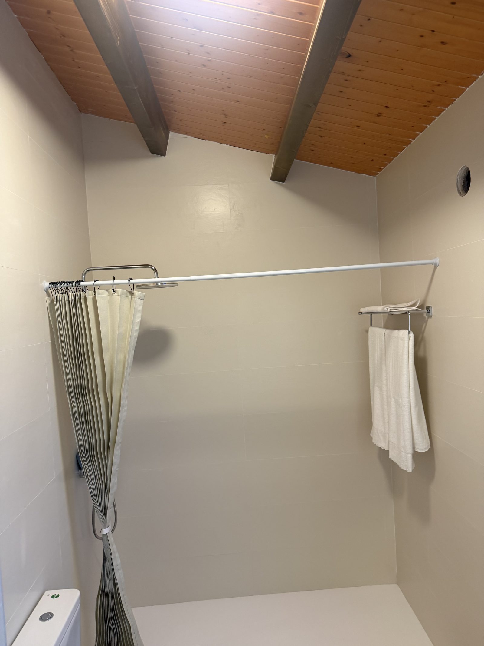 Ducha del baño en suite de la habitación principal